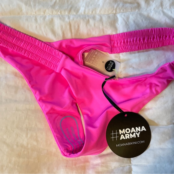 New Moana Bikini Small Pink Jelly Shake Bottom Snacks Collection - Picture 3 of 5